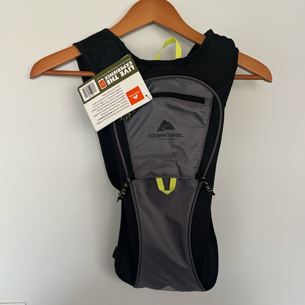 Ozark Trail Black and Gray Men's Hydration Backpack